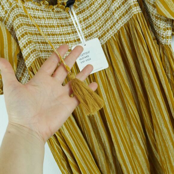 Davi & Dani 3XL Top Peasant Popover Smocked Square Neck Milkmaid Flutter Sleeve - Picture 8 of 9